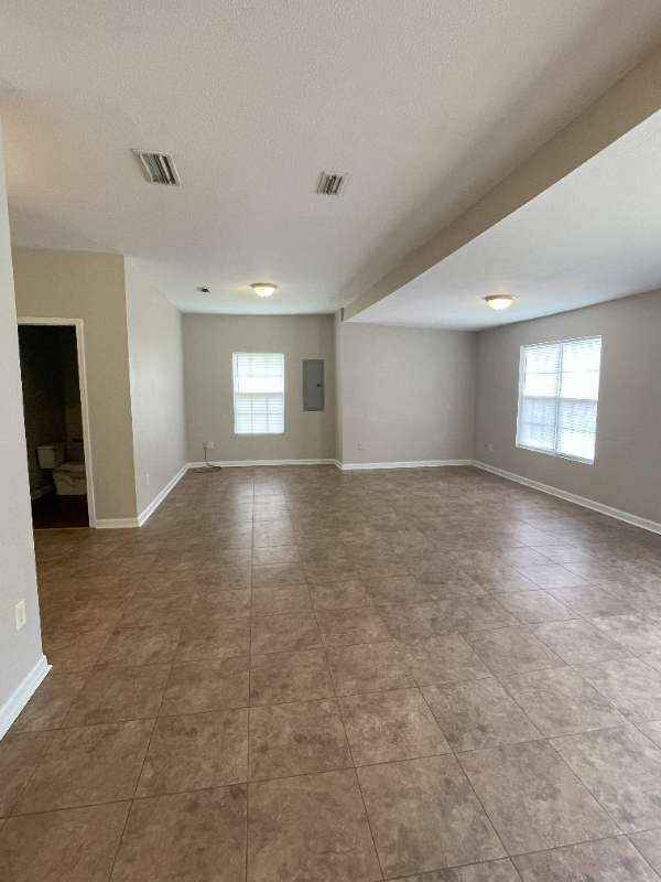 2948 Caledonia St - Photo 3 of 7
