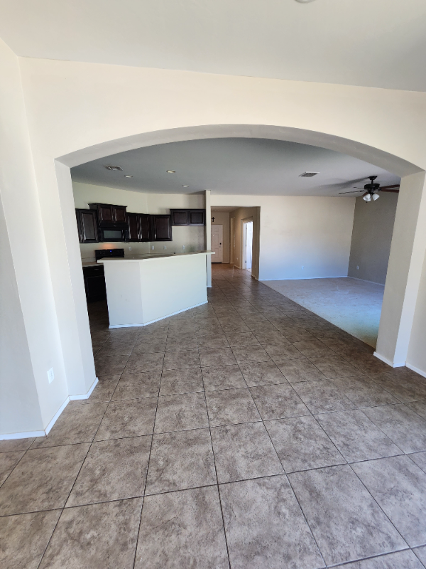 21392 E Homestead Dr - Photo 3 of 24