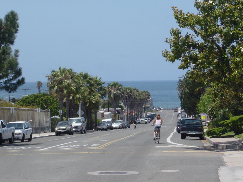 4584 Point Loma Ave - Photo 3 of 19