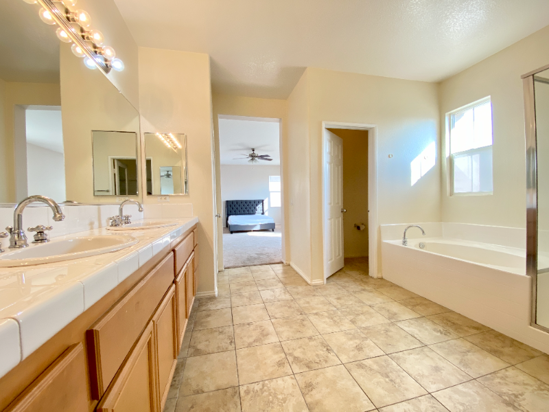 22271 Summer Holly Avenue - Photo 6 of 30