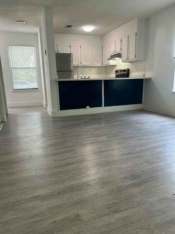 10163 Guidy Ln #9 - Photo 2 of 13