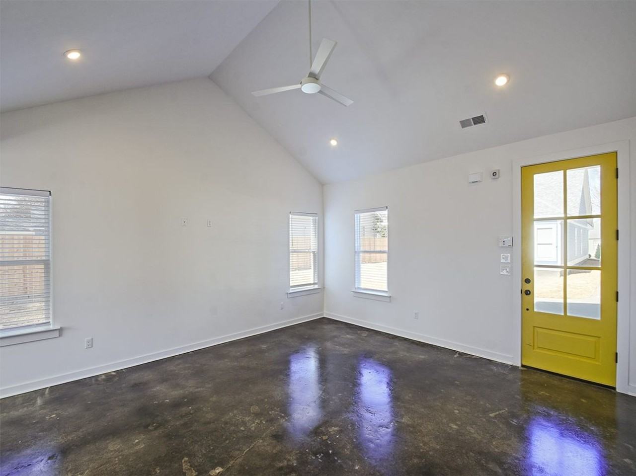 3739 Kearney Ave - Photo 2 of 12