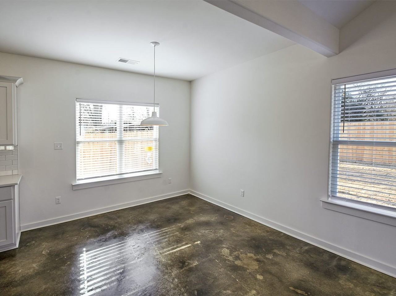 3739 Kearney Ave - Photo 5 of 12