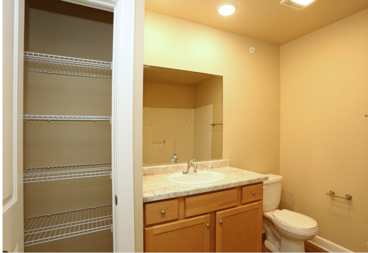 Rock Creek Apartments - Photo 4 of 24