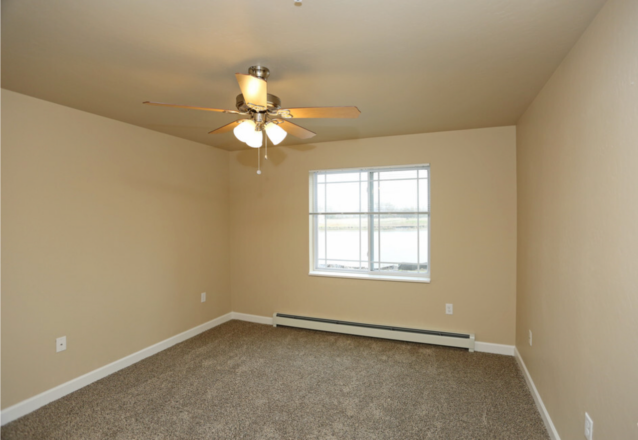 Rock Creek Apartments - Photo 5 of 24