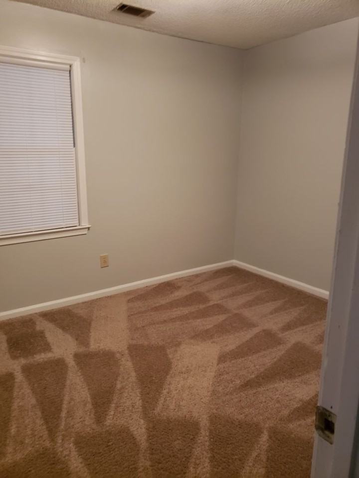 333 Units A-B #B - Photo 3 of 6