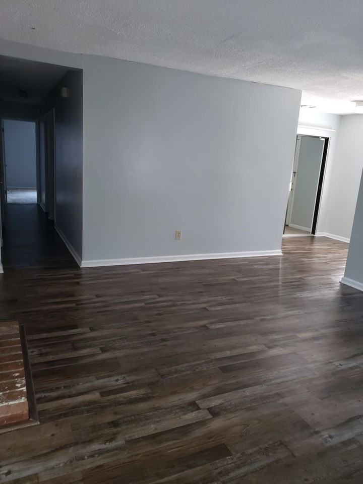 333 Units A-B #B - Photo 2 of 6