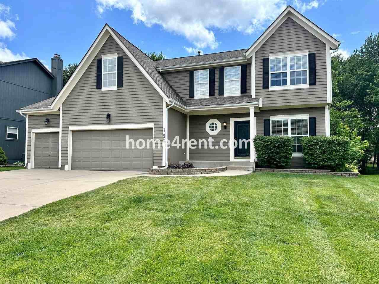 17825 W 160th St - Photo 2 of 50