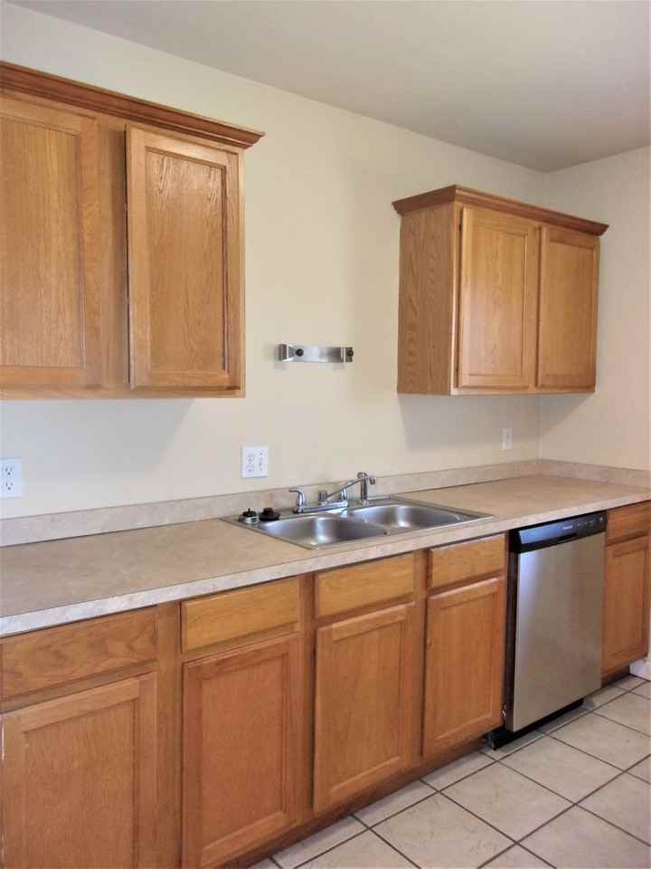 637 Nw 109th St - Photo 3 of 31