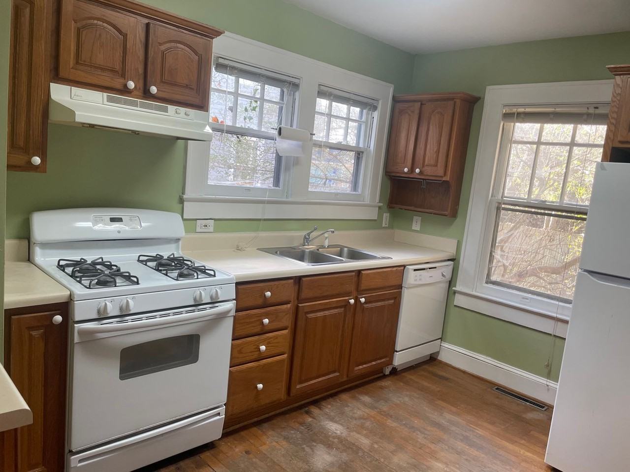 626 S Mendenhall St - Photo 5 of 17