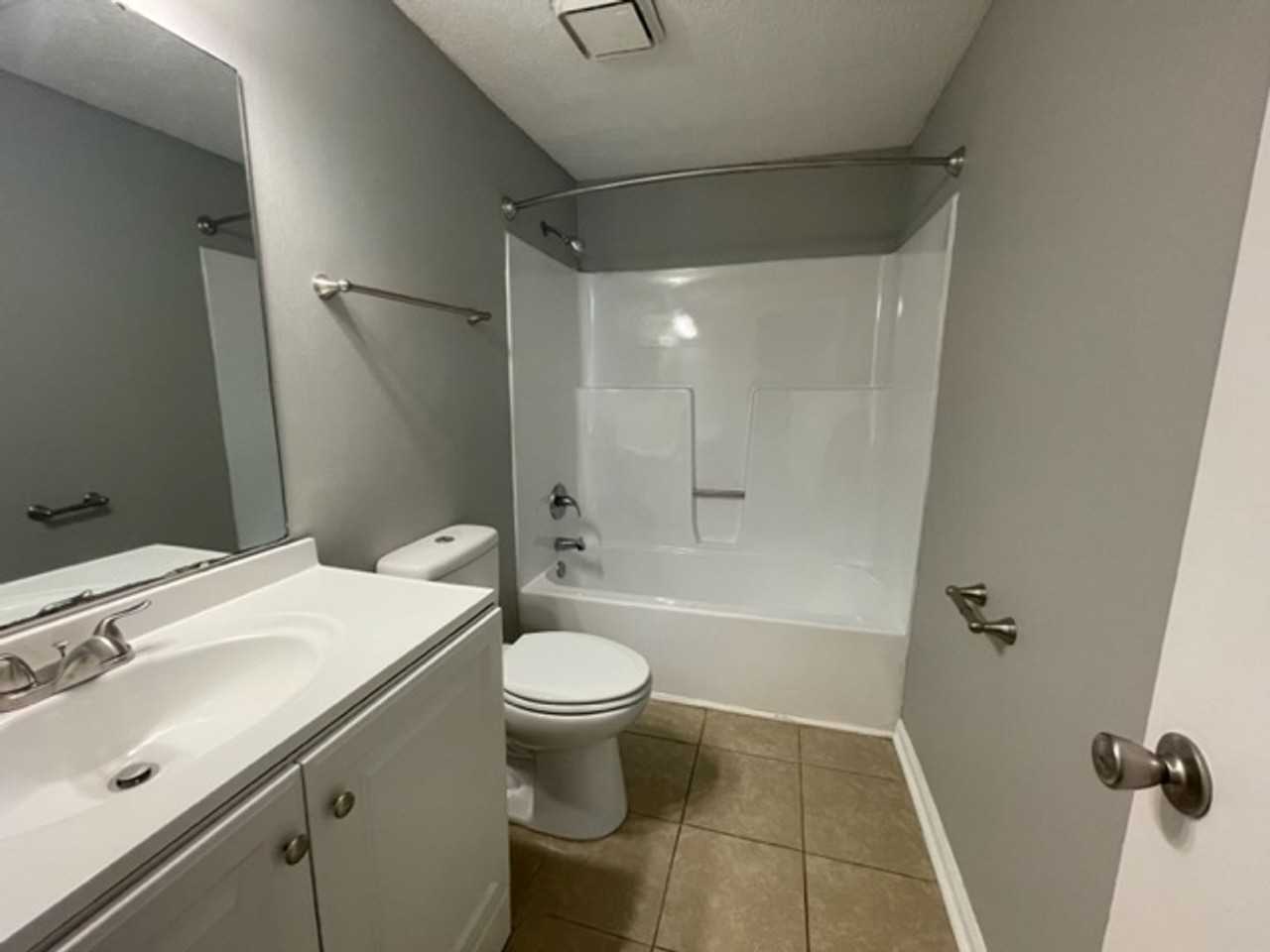 111 Claybill - Photo 2 of 15