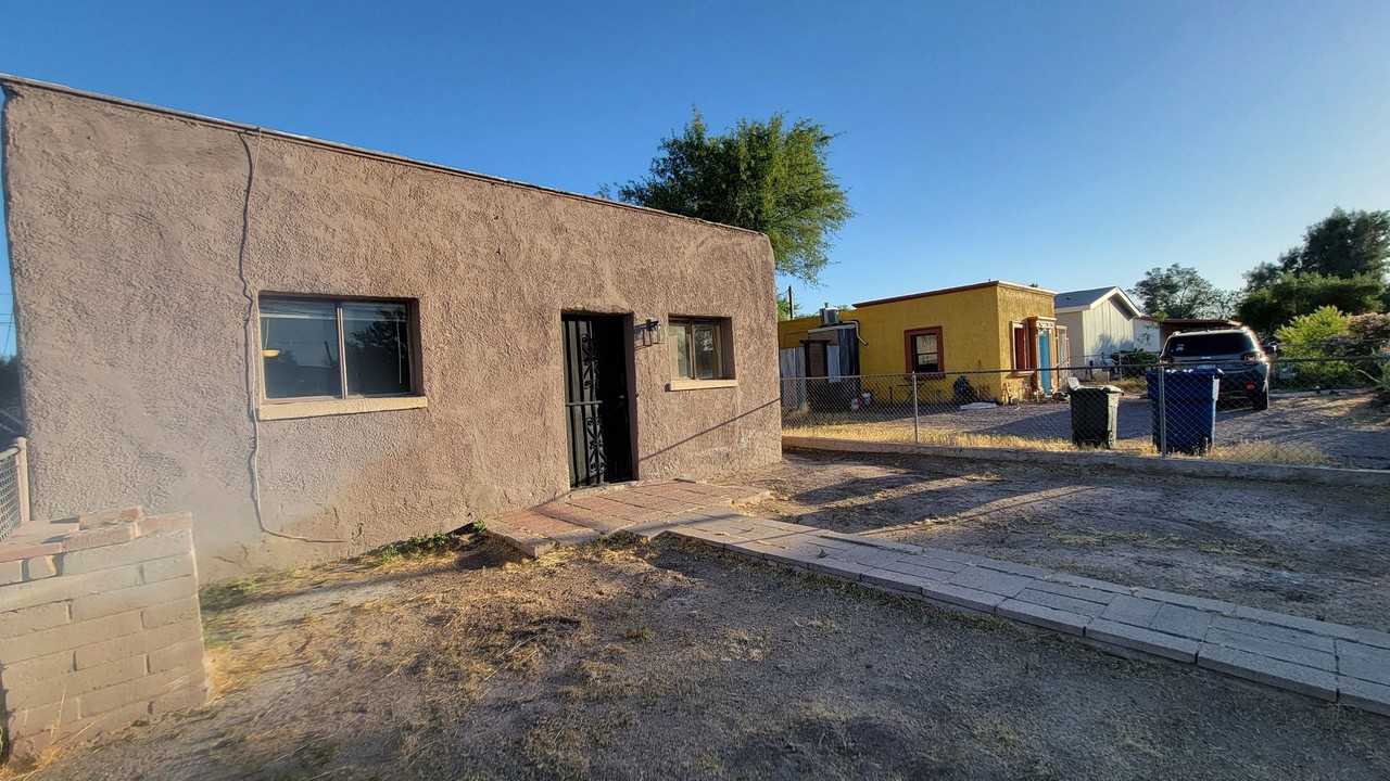 1005 W Colorado St - Photo 3 of 16