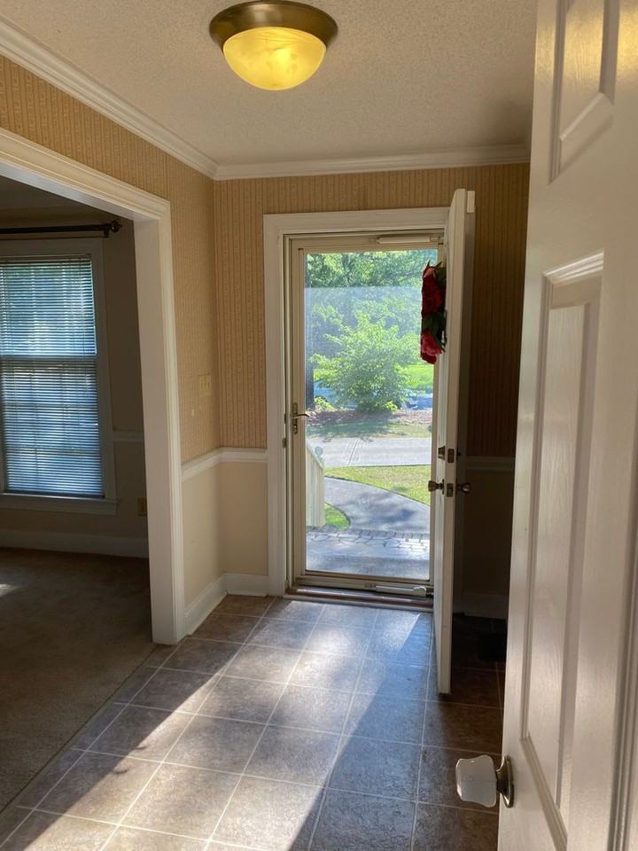 131 Antler Rd - Photo 5 of 37