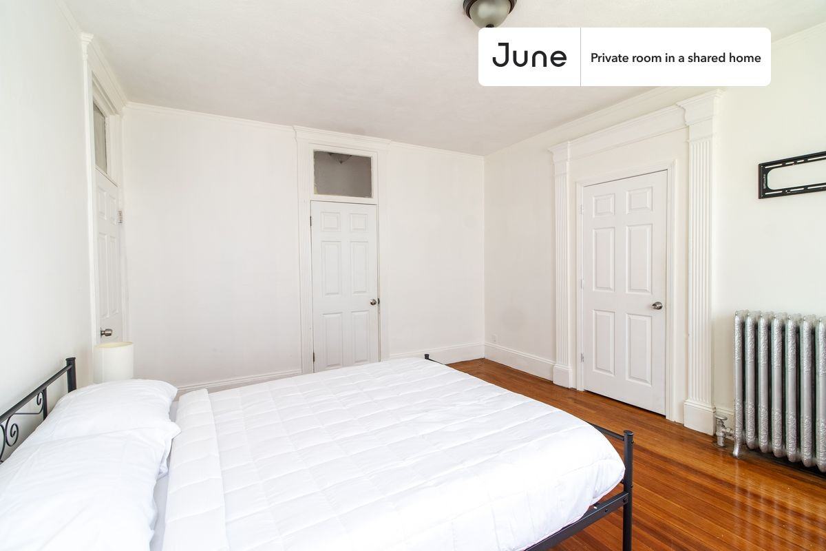 17 Michigan Ave #C - Photo 5 of 18