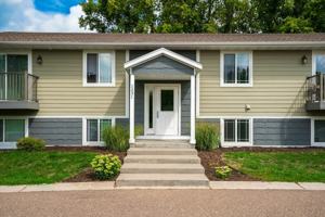 featured image of 1018 12th St Sw