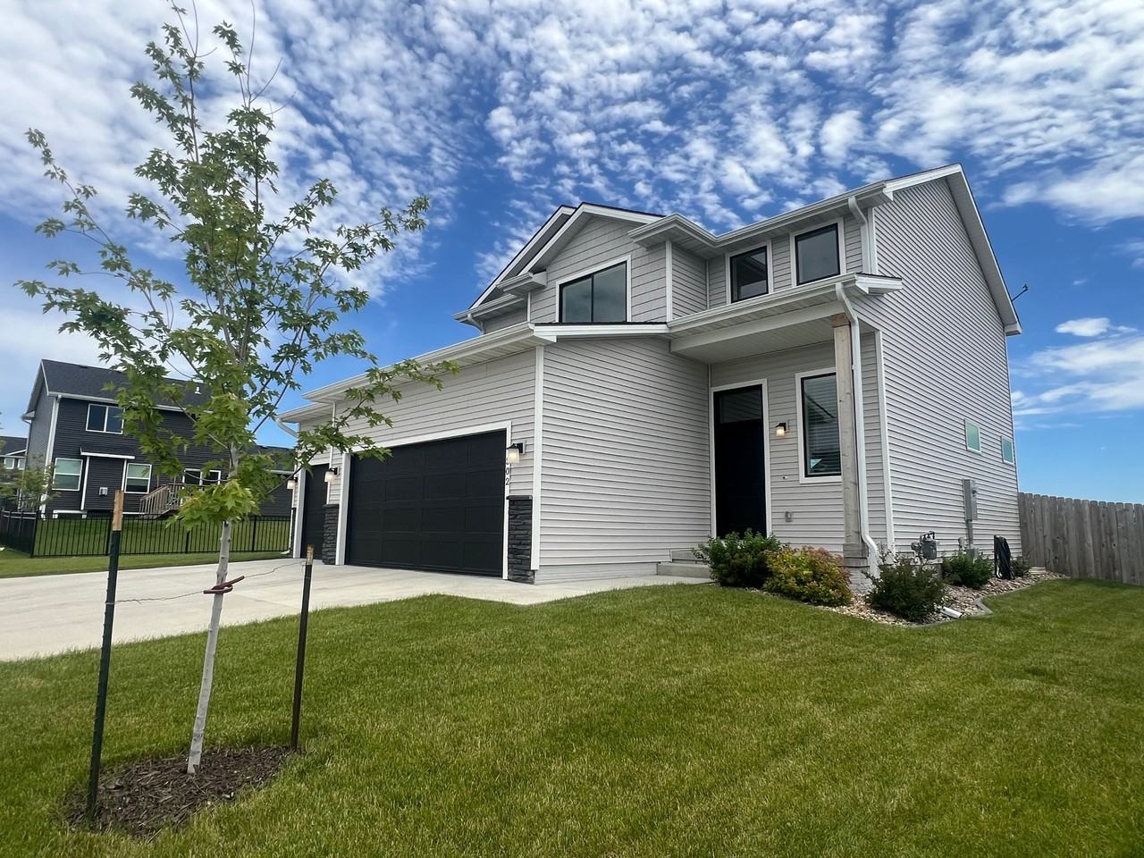 502 N 19th St #1 - Photo 2 of 15