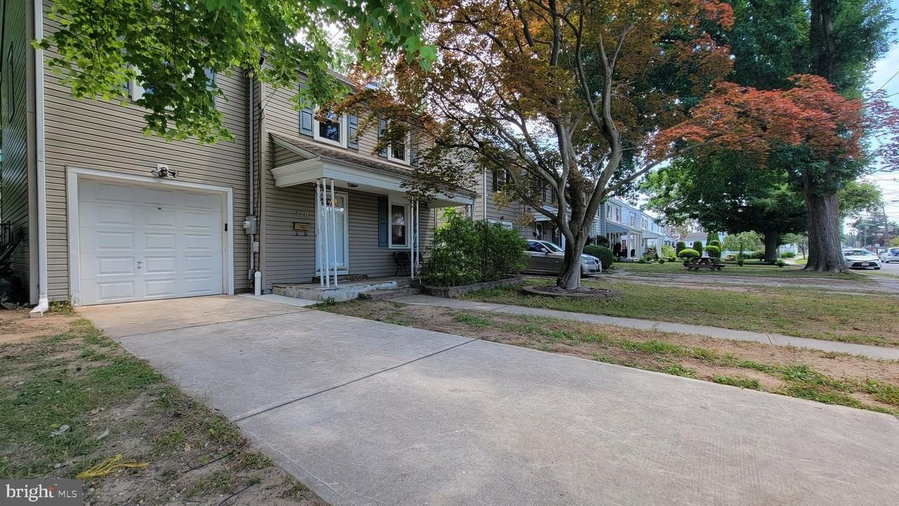 428 Atlantic Ave, Hamilton, NJ 08629 3 Bedroom House for 2,600/month