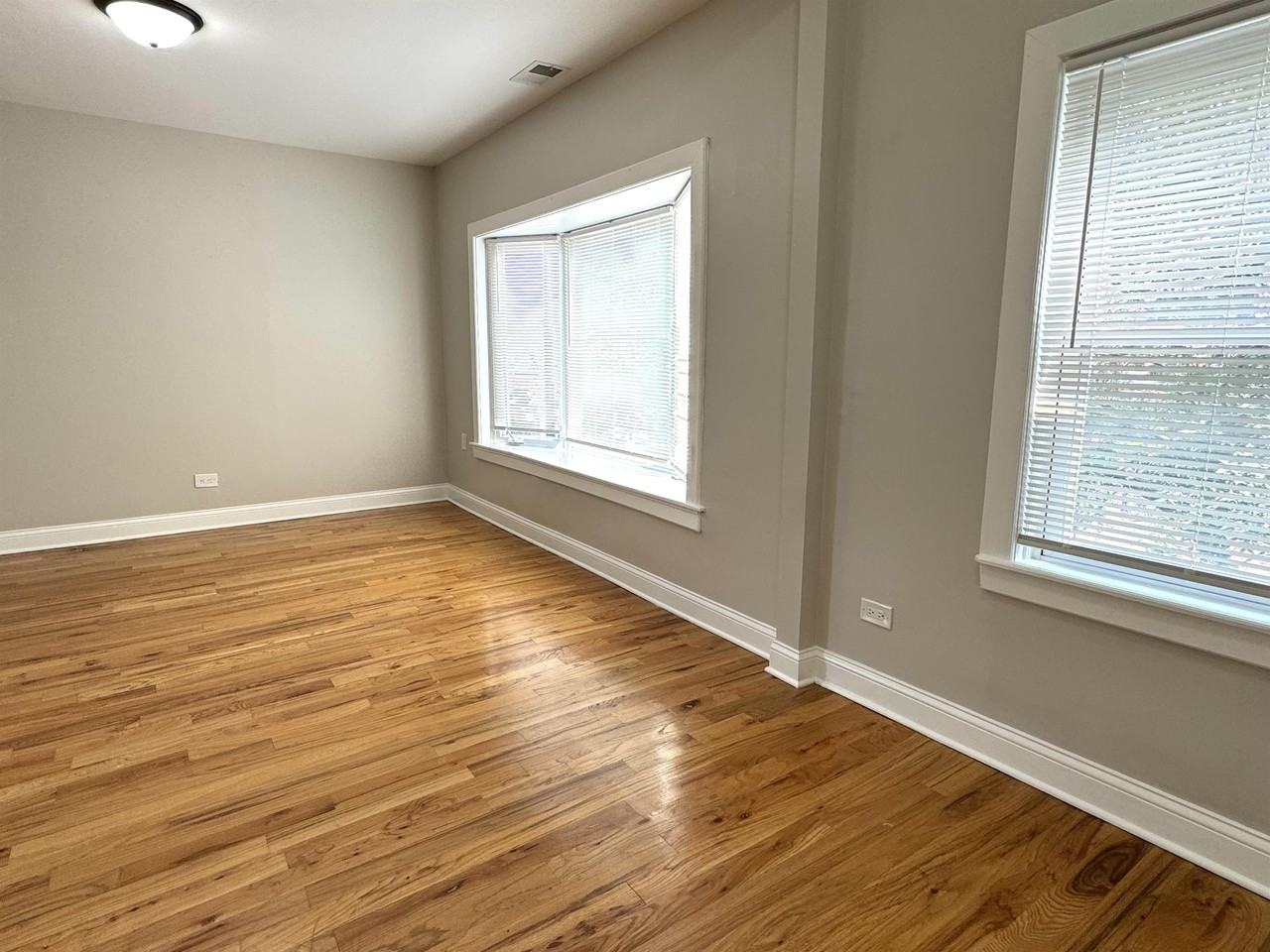 3904 W Armitage Ave #2 - Photo 4 of 20