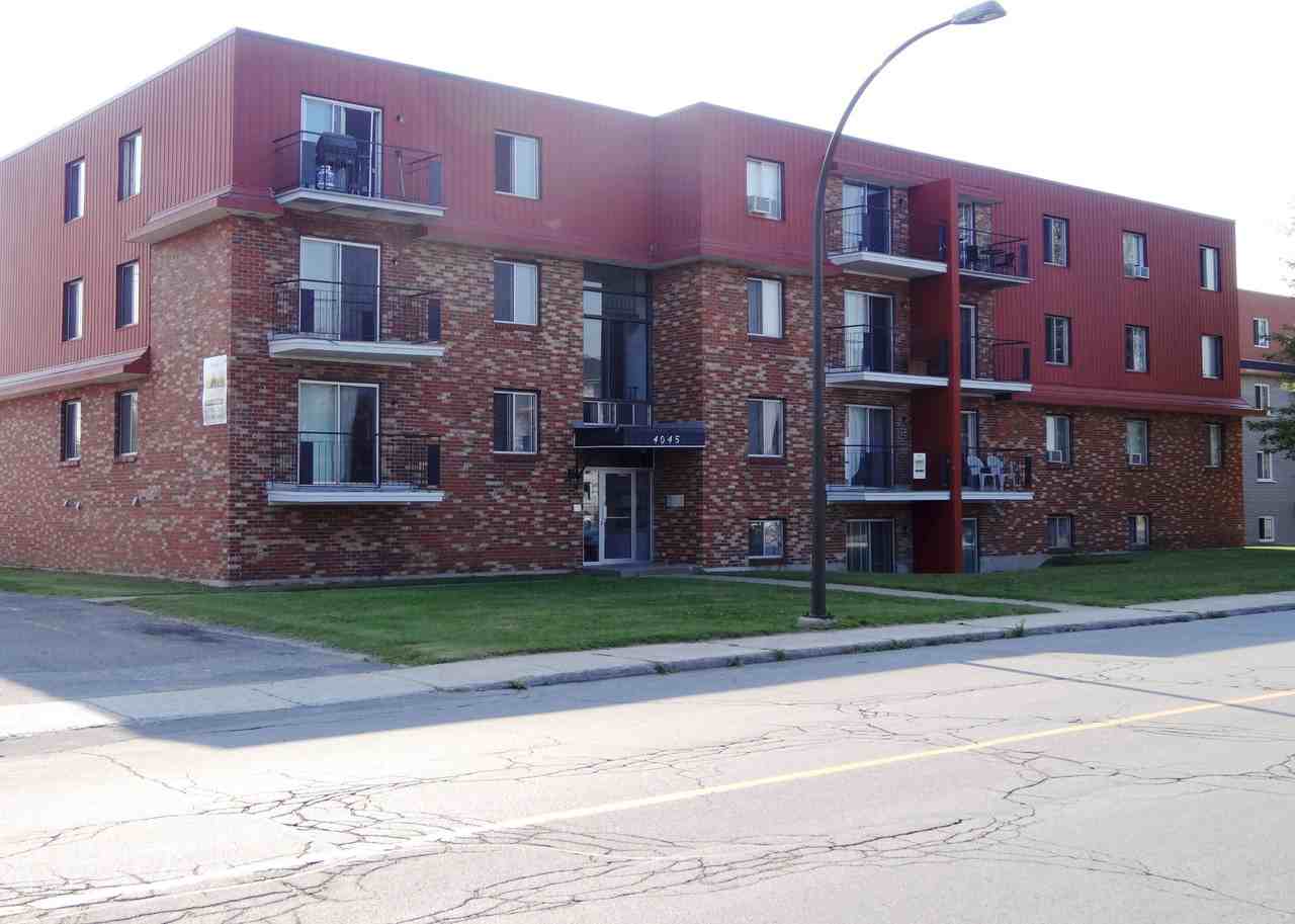 4025-4045 Louis-Pinard - Photo 2 of 5