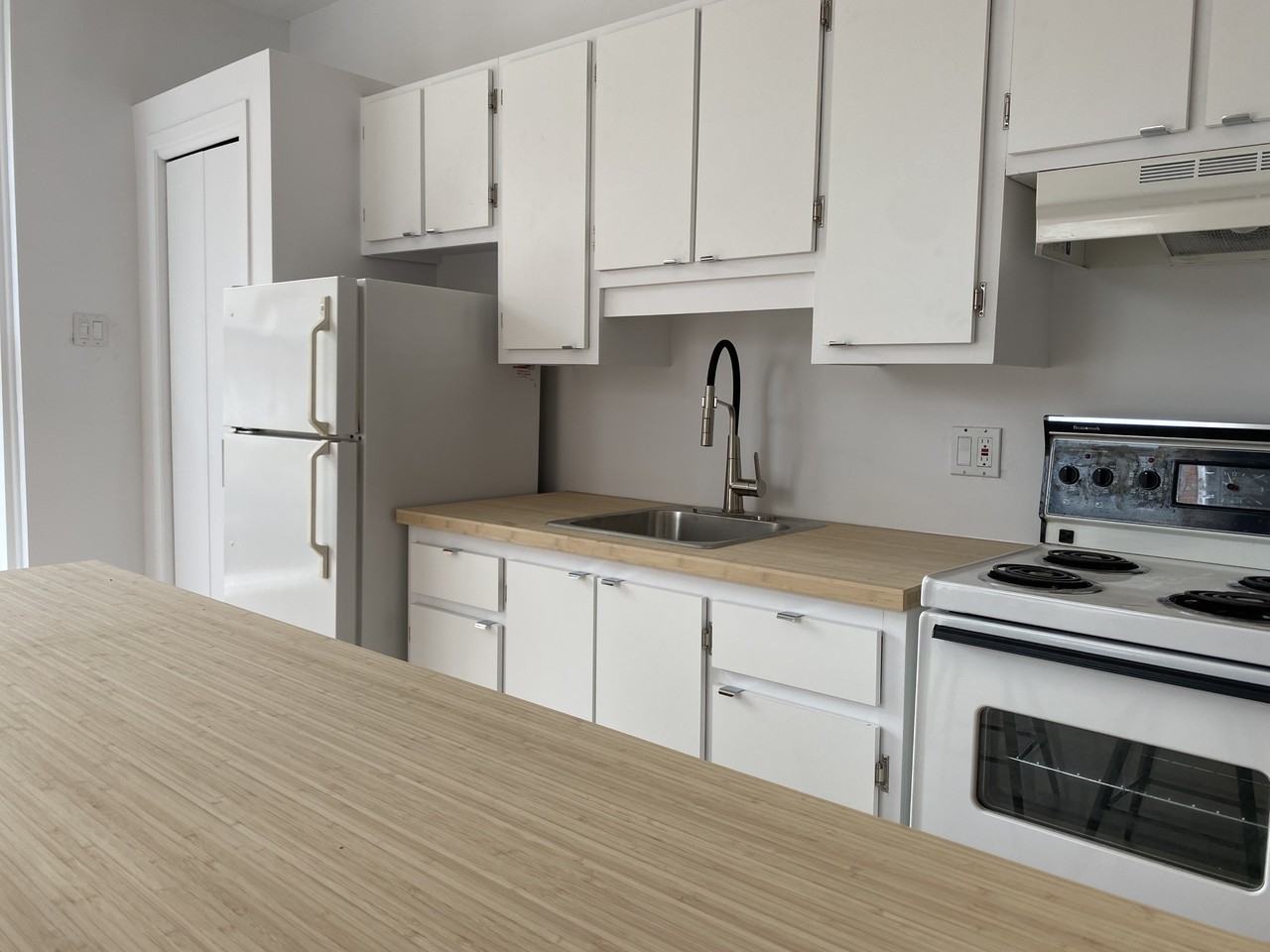 682 NIVERVILLE, TROIS - Photo 3 of 21