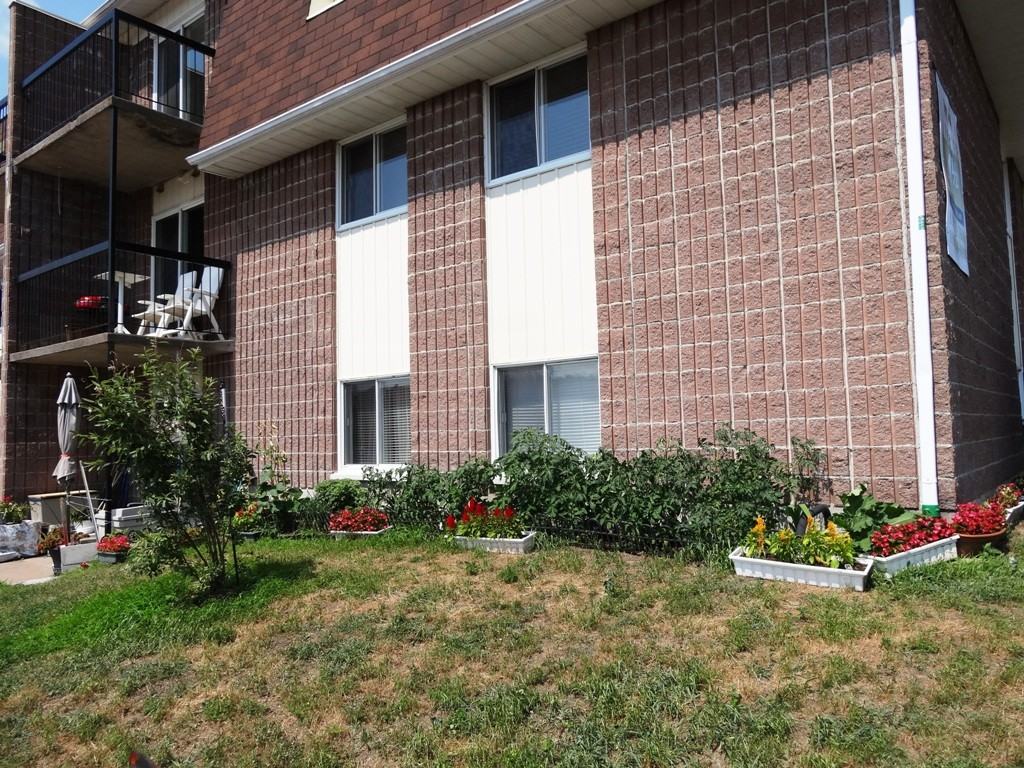 25 COOKE, TROIS - Photo 2 of 3