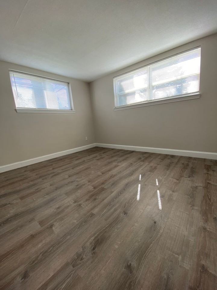 Stevens Street Apartments - Photo 4 of 14
