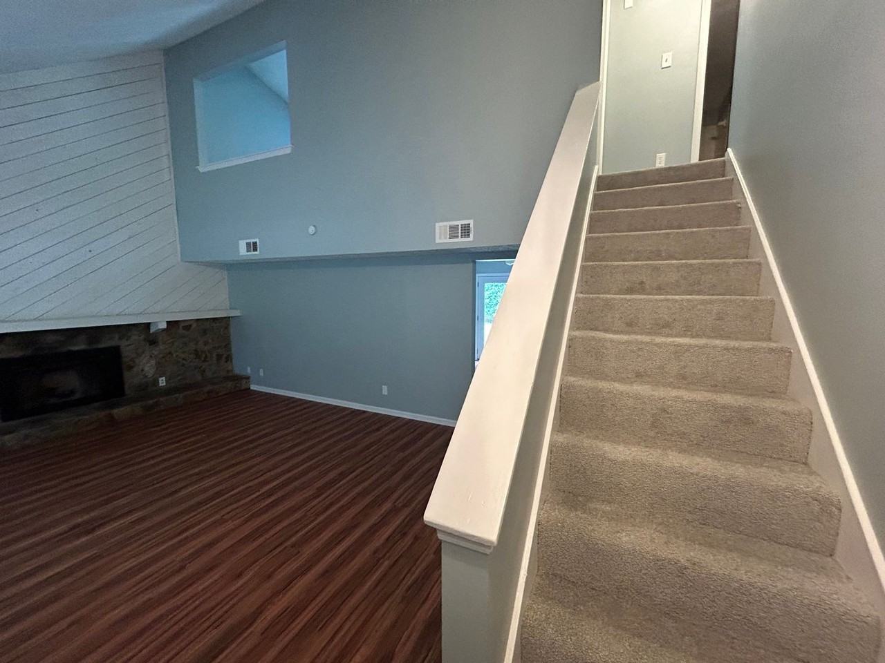 161 Sterling Ridge Dr - Photo 3 of 17