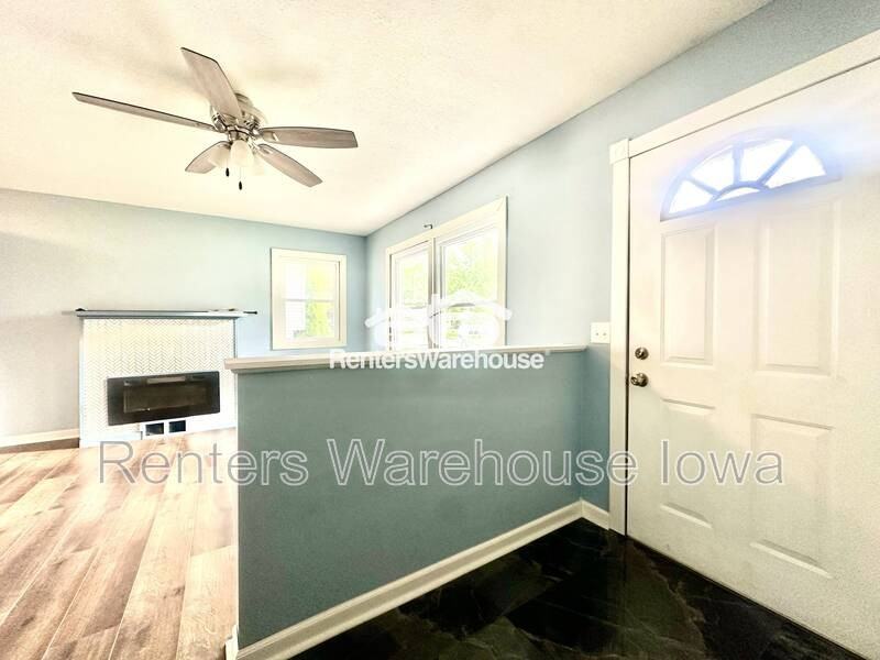 143 Snyder St Se - Photo 3 of 33