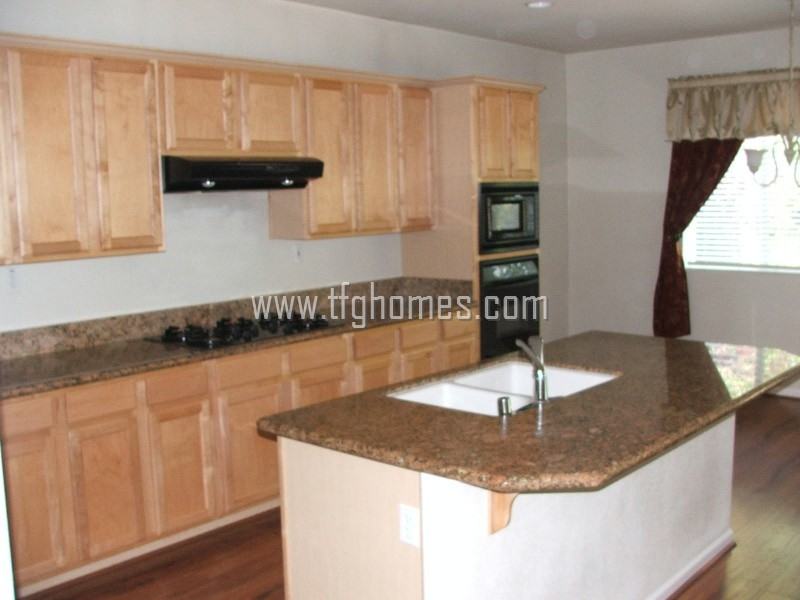 1788 Hiawatha Dr - Photo 2 of 3