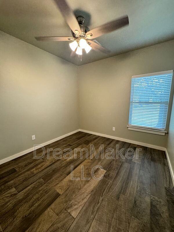 5357 Red Maple Ave - Photo 6 of 16