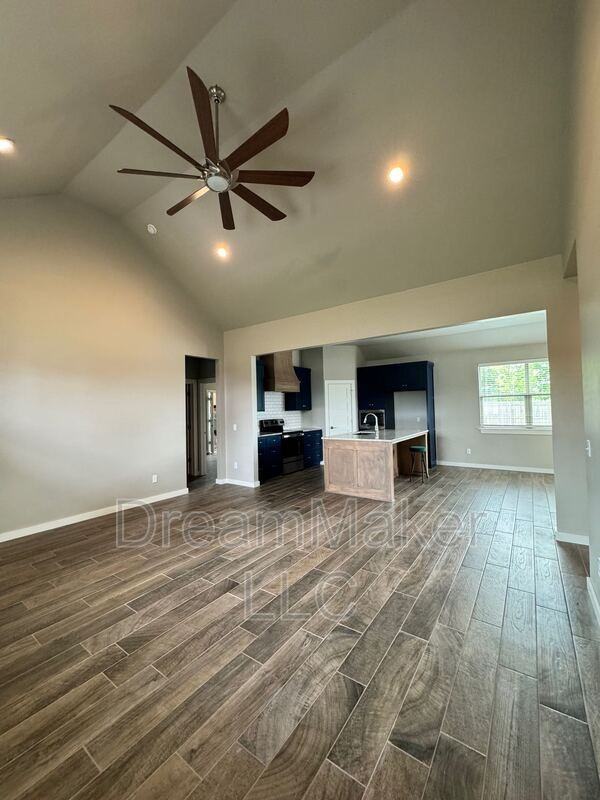 5328 Red Maple Ave - Photo 2 of 15