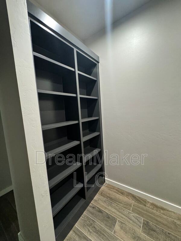 1060 Apple Blossom Way - Photo 2 of 13