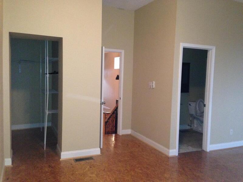 3414 California Ave - Photo 3 of 16