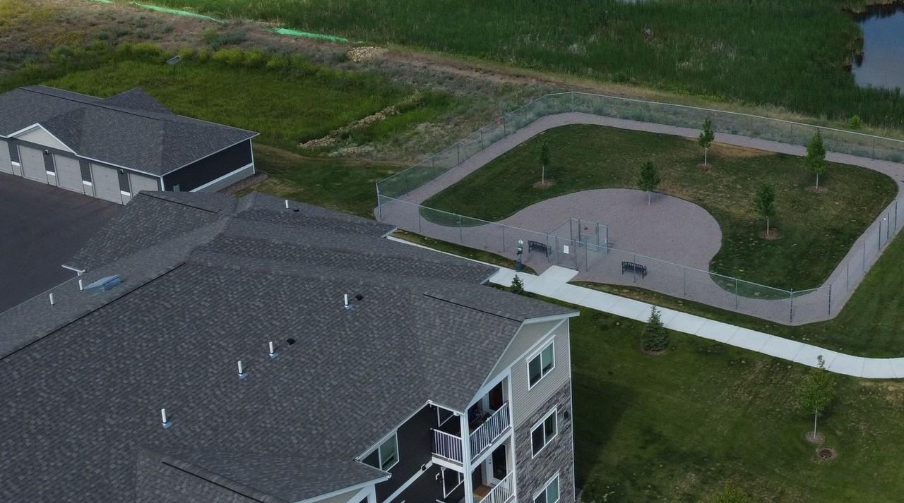 Falcon Apartments 4 - Photo 6 of 46