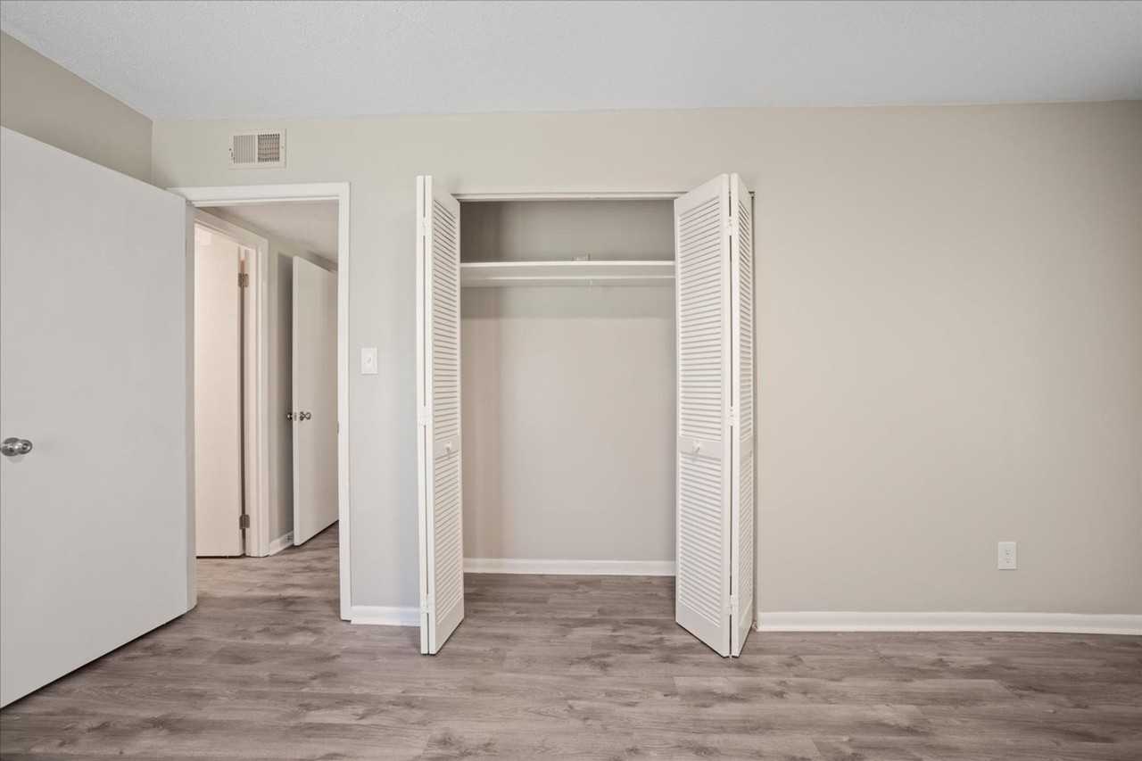 Orleans Apartments - Photo 4 of 50