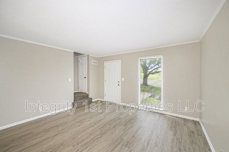 1928 Westavenue - Photo 5 of 16