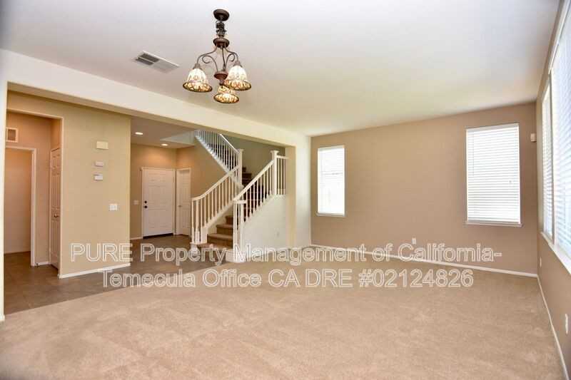 36661 Lynwood Ave - Photo 3 of 23