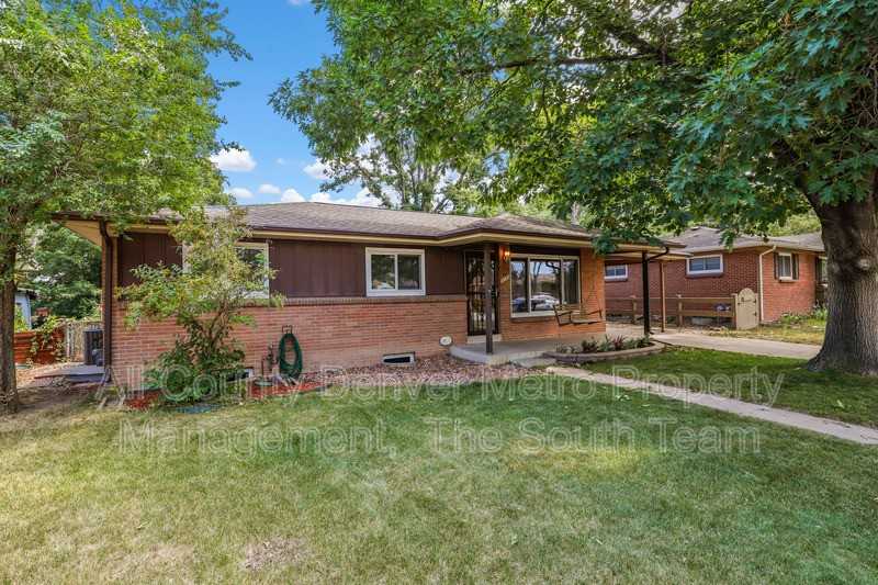 4120 S Inca St - Photo 2 of 24