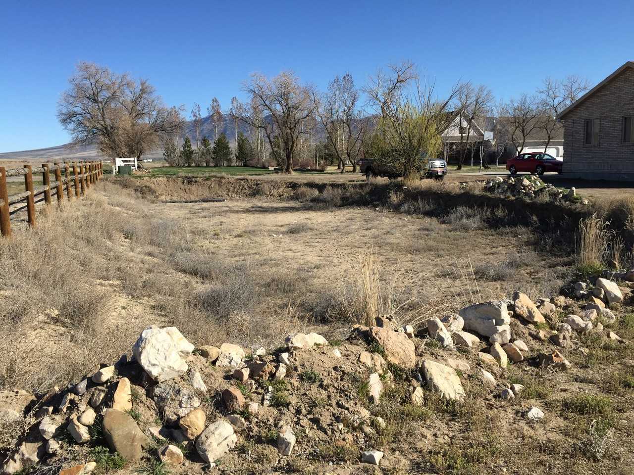 1589 5600W - Photo 3 of 25