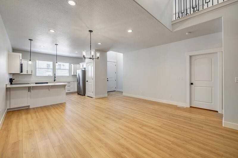 1456 Nw #BS - Photo 5 of 24