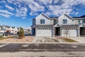 featured image of 408 N Sea Chaser Ln #BS