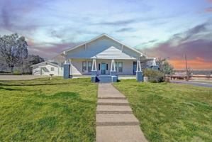 featured image of 200 Southwest 6th Avenue #NA