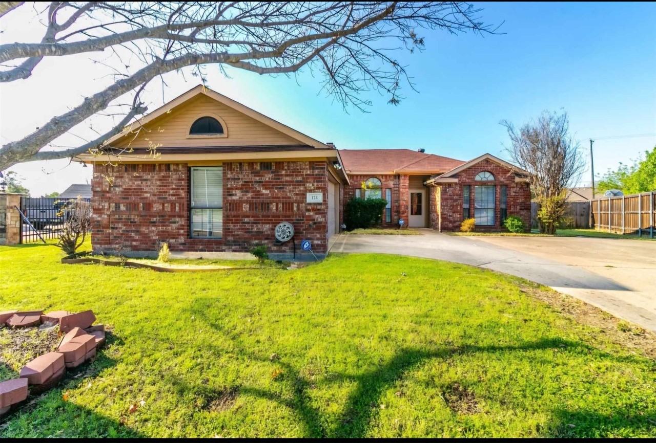 124 Villanova Cir #NA - Photo 2 of 20