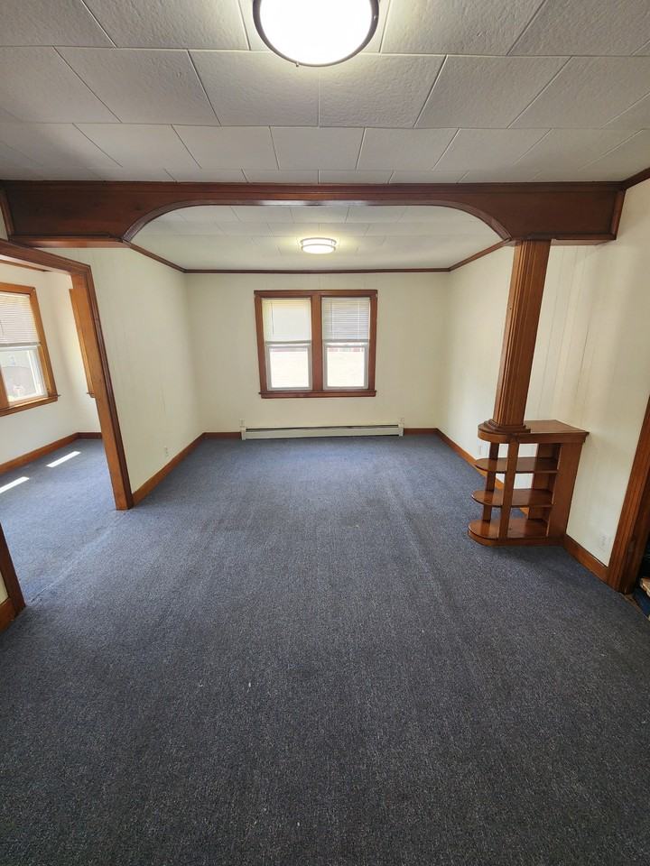 387 Putnam Pike #B - Photo 2 of 15