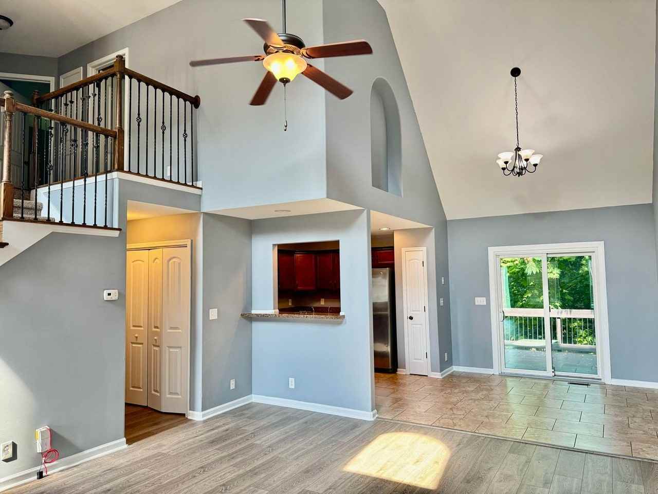 660 Deer Ridge Dr - Photo 3 of 27