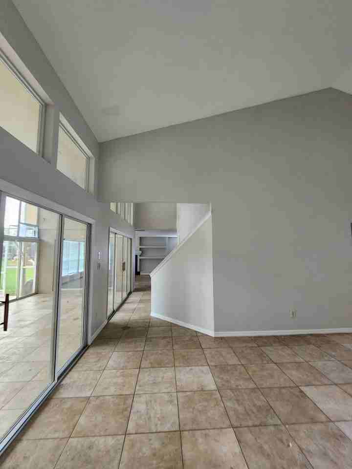 1549 Carillon Park Dr - Photo 3 of 31