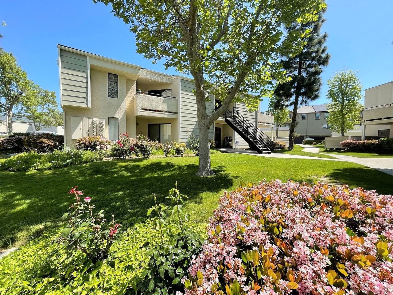 Fillmore River Ridge Apartments - Photo 3 of 6