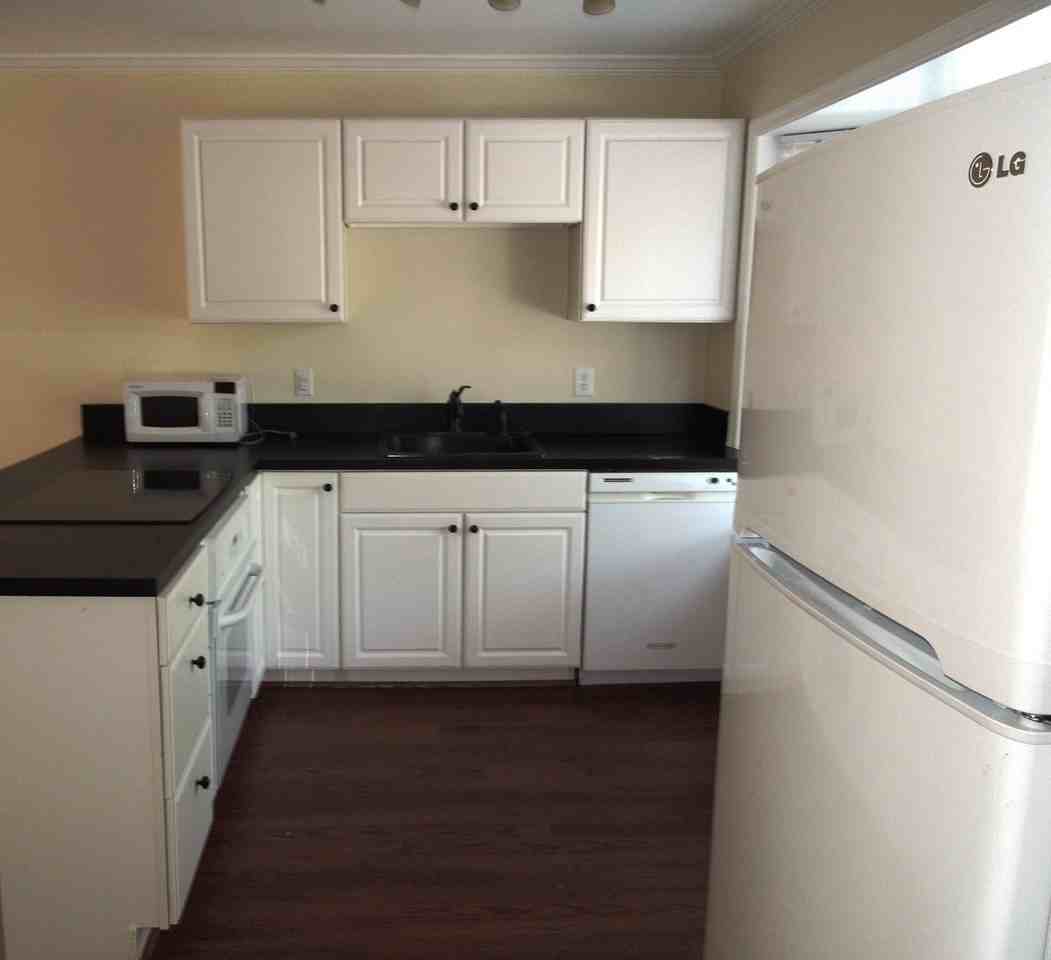 13 Stonewall Ct - Photo 3 of 6