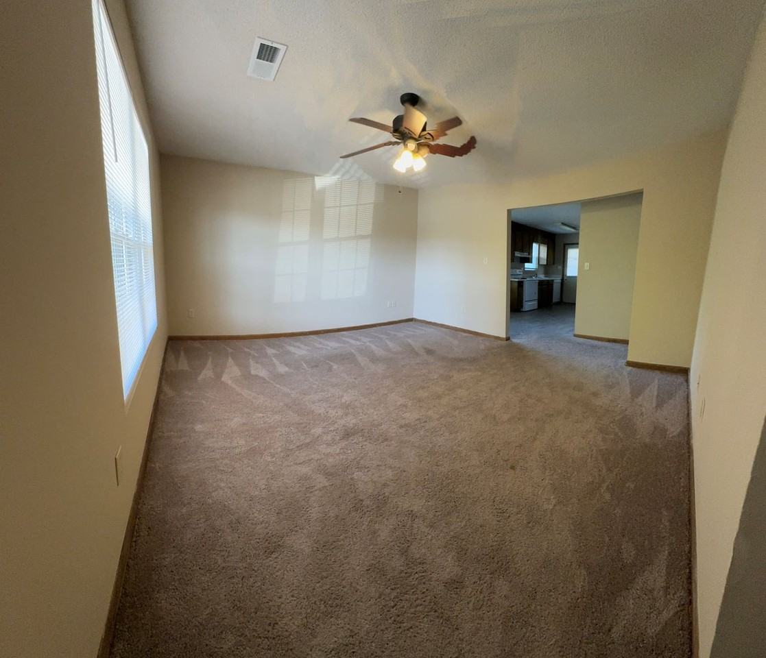 106  Middleton - Photo 2 of 11