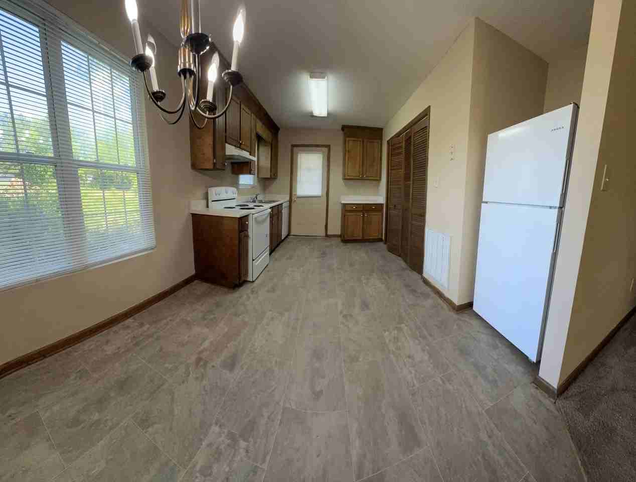 106  Middleton - Photo 3 of 11